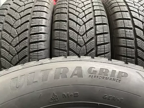 Anvelopa iarna 235/60 R17 Goodyear UltraGrip Performance SUV GEN 1 - imagine 6