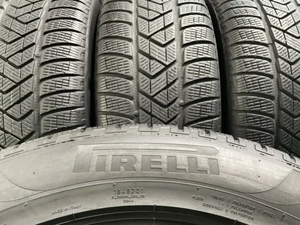Anvelopa iarna 235/55 R18 Pirelli Scorpion Winter XL - imagine 3