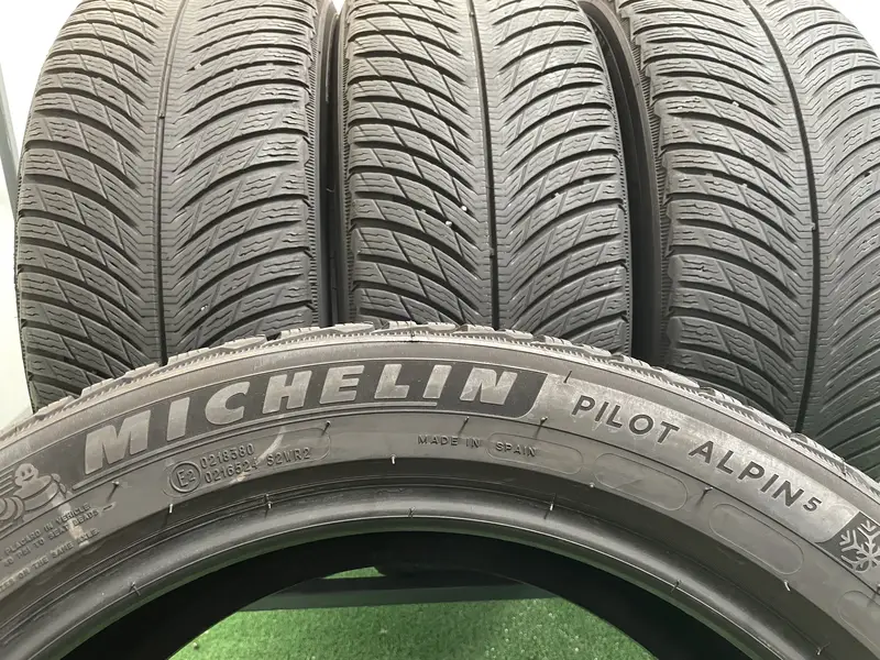 Anvelopa iarna 215/50 R18 Michelin Pilot Alpin 5 ( 2 BUC ) - imagine 3