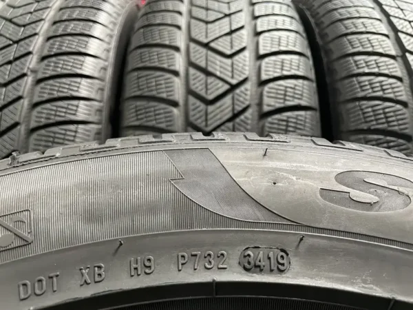 Anvelopa iarna 235/55 R18 Pirelli Scorpion Winter XL - imagine 5