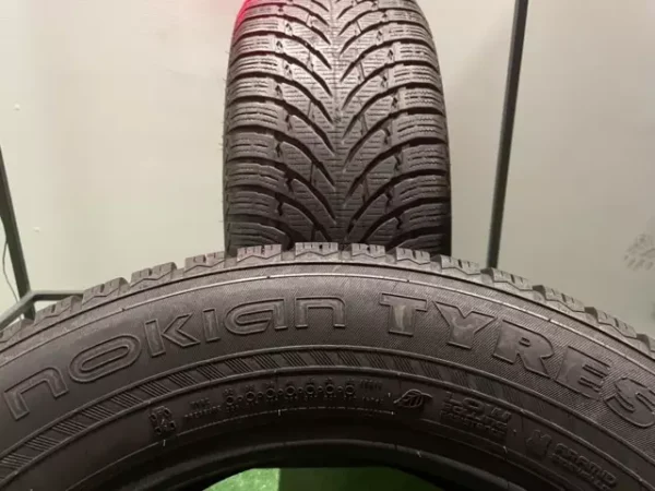 Anvelopa iarna 235/60 R17 Nokian WR SUV 4 XL - imagine 6