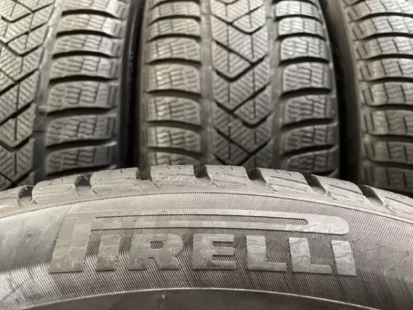 Anvelopa iarna 225/55 R18 Pirelli Sottozero 3 - imagine 6