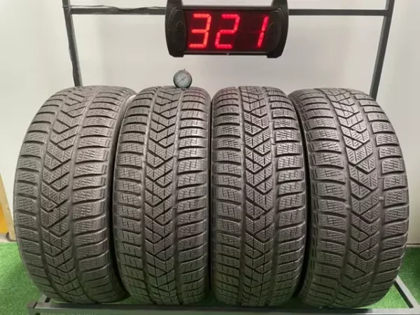 Anvelopa iarna 215/60 R16 Pirelli Sottozero 3