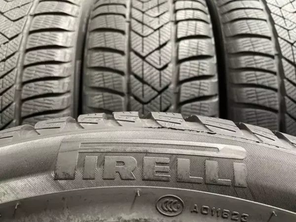 Anvelopa iarna 215/50 R18 Pirelli Sottozero 3 - imagine 6