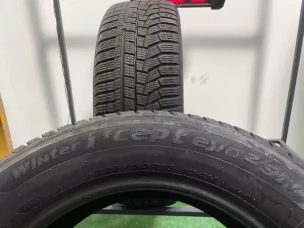 Anvelopa iarna 225/60 R18 Hankook Winter I Cept EVO 2 SUV - imagine 5