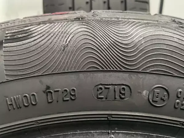 Anvelopa vara 225/55 R17 Continental Conti Premium Contact 5 - imagine 2