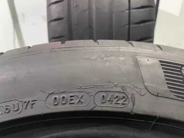 Anvelopa vara 265/40 ZR20 Michelin Pilot Sport 4S XL - imagine 3