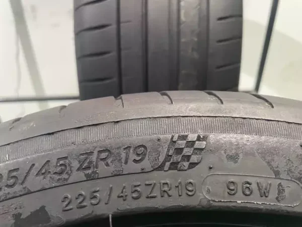 Anvelopa vara 225/45 ZR19 Michelin Pilot Sport 4 - imagine 4