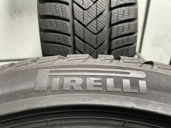 Anvelopa iarna 255/40 R20 Pirelli Sottozero 3 Winter - imagine 6