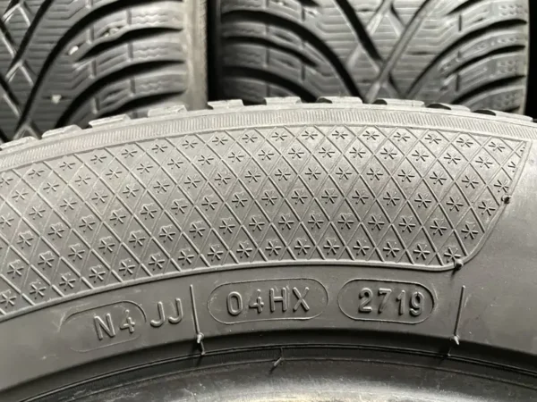 Anvelopa iarna 235/55 R17 Kleber Krisalp HP3 - imagine 3