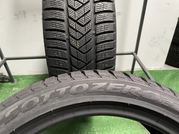 Anvelopa iarna 245/40 R19 Pirelli Sottozero 3 (4 BUC) - imagine 5