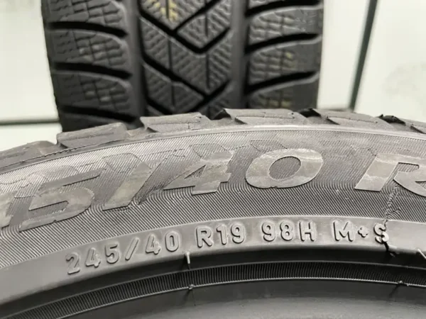 Anvelopa iarna 245/40 R19 Pirelli Sottozero 3 (4 BUC) - imagine 4