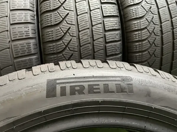 Anvelopa iarna 245/45 R18 Pirelli Pzero Winter - imagine 6