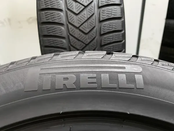 Anvelopa iarna 255/45 R19 Pirelli Sottozero 3 - imagine 6