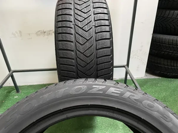 Anvelopa iarna 255/45 R19 Pirelli Sottozero 3 - imagine 5