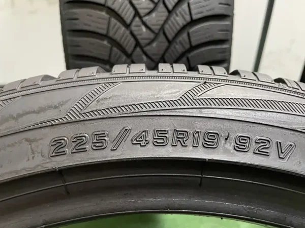 Anvelopa iarna 225/45 R19 Falken EuroWinter HS 01 - imagine 3