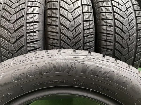 Anvelopa iarna 215/60 R17 Goodyear Ultra Grip Performance SUV - imagine 6