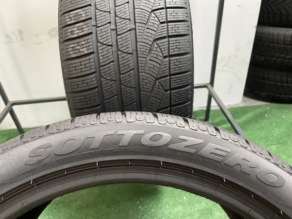 Anvelopa iarna 285/35 R20 Pirelli Sottozero - imagine 4