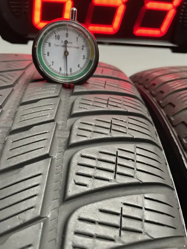 Anvelopa iarna 305/40 R20 Pirelli Scorpion Winter RSC - imagine 2