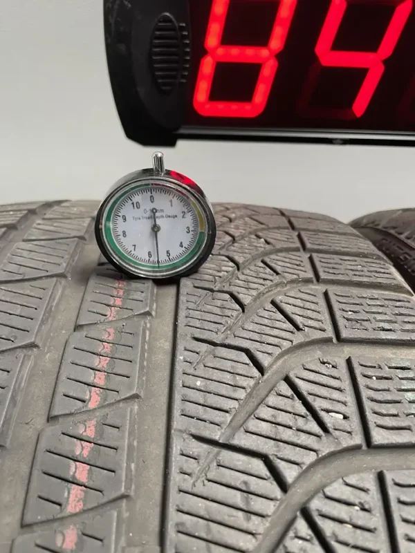 Anvelopa iarna 285/30 R22 Pirelli Pzero Winter - imagine 2
