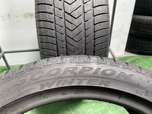 Anvelopa iarna 305/35 R21 Pirelli Scorpion Winter - imagine 5