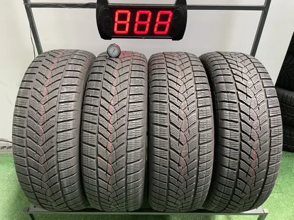 Anvelopa iarna 225/60 R18 Goodyear Ultra Grip Performance