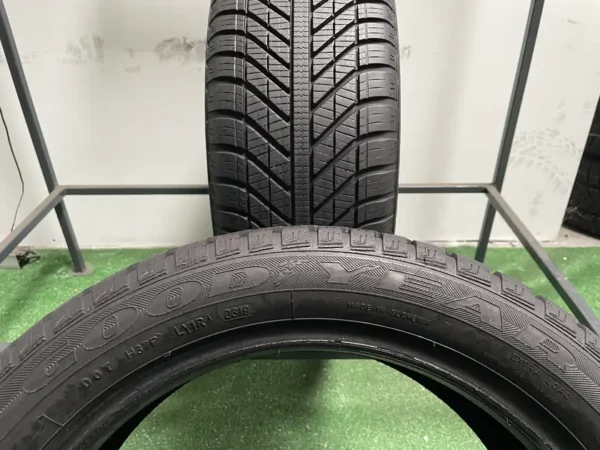 Anvelopa All Season 205/50 R17 Goodyear Vector 4Seasons ( 4 Buc ) - imagine 6