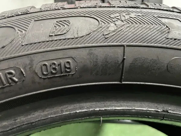 Anvelopa All Season 205/50 R17 Goodyear Vector 4Seasons ( 4 Buc ) - imagine 5
