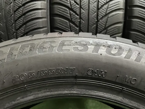 Anvelopa iarna 205/55 R17 Bridgestone Blizzak LM 001