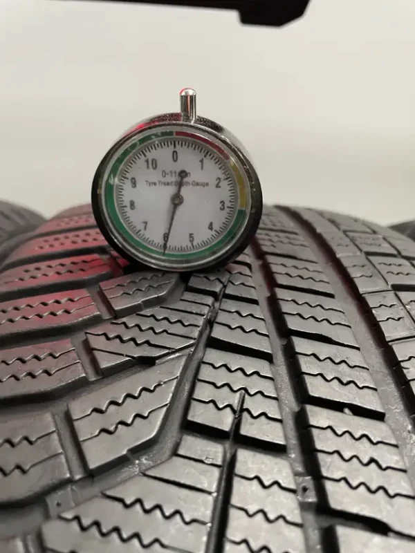 Anvelopa iarna 205/55 R17 Hankook Winter I cept evo2 - imagine 2