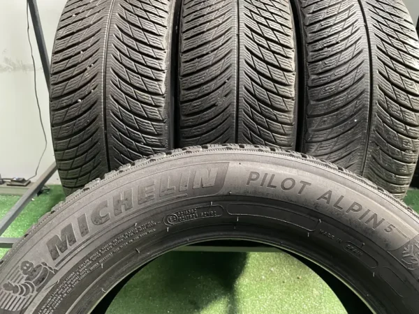 Anvelopa iarna 235/55 R17 Michelin Pilot Alpin 5 - imagine 5