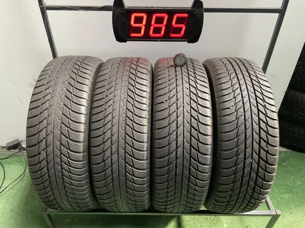 Anvelopa iarna 215/65 R17 Bridgestone Blizzak LM 001