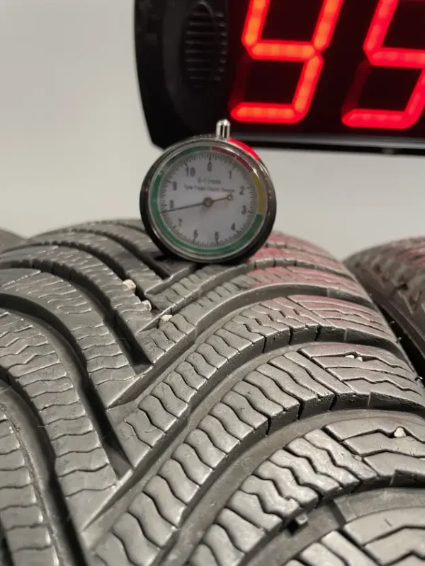 Anvelopa iarna 215/65 R17 Michelin Alpin 5 - imagine 2