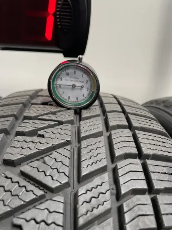 Anvelopa iarna 225/55 R18 Kumho WinterCraft WS71 SUV - imagine 2