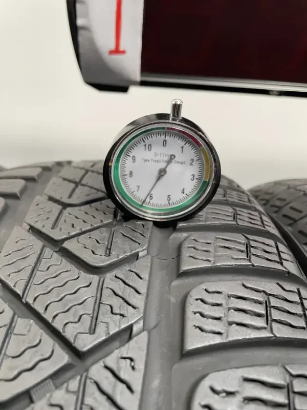 Anvelopa iarna 225/55 R18 Pirelli Sottozero 3 - imagine 2