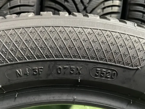 Anvelopa iarna 215/55 R17 Kleber Krisalp HP3 XL - imagine 3