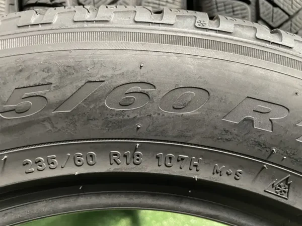 Anvelopa iarna 235/60 R18 Pirelli Scorpion Winter XL - imagine 4