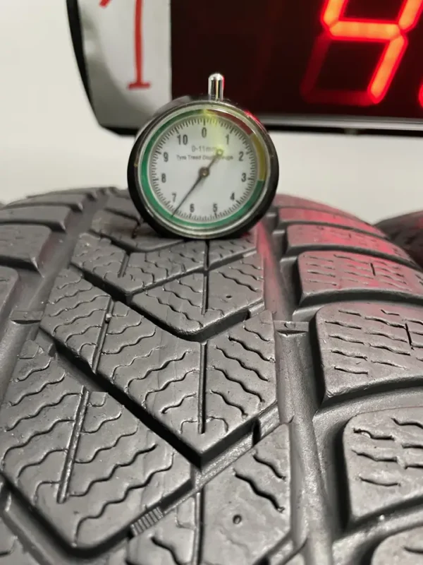 Anvelopa iarna 245/50 R19 Pirelli Sottozero 3 RSC - imagine 2