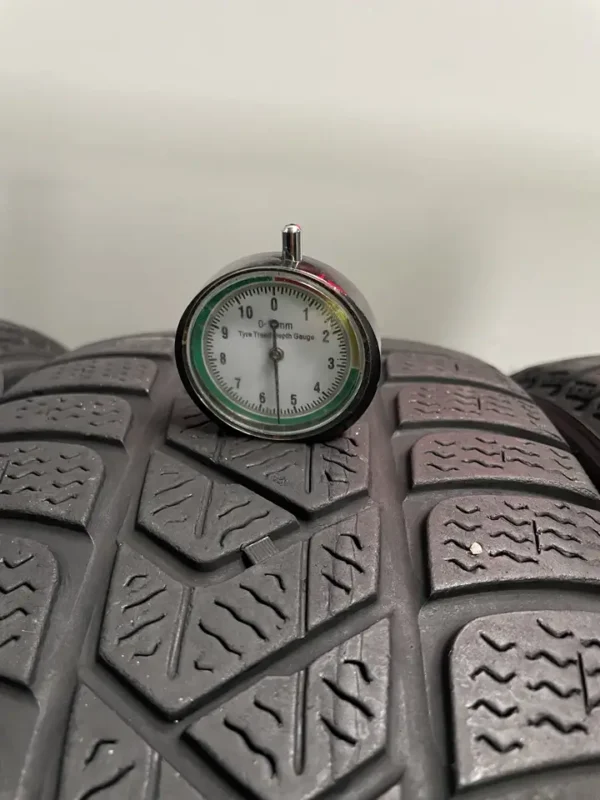 Anvelopa iarna 205/40 R18 Pirelli Sottozero 3 - imagine 2