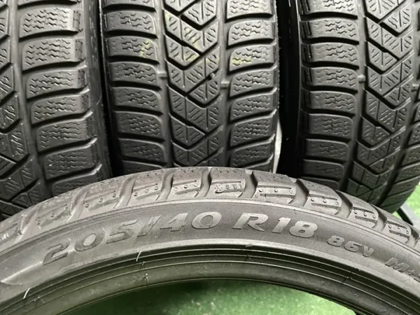 Anvelopa iarna 205/40 R18 Pirelli Sottozero 3 - imagine 4
