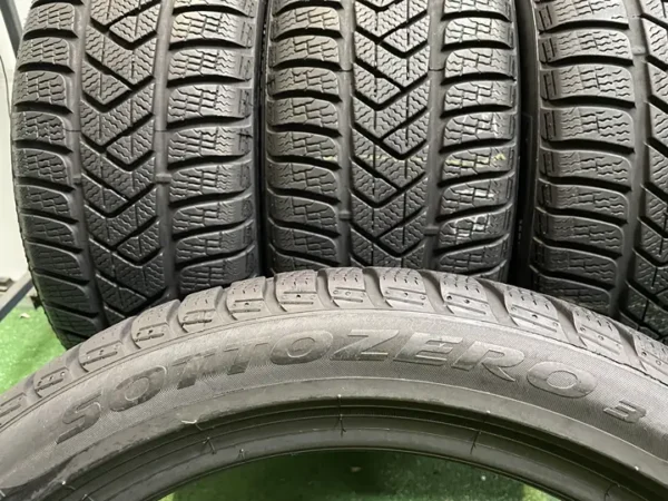 Anvelopa iarna 225/45 R18 Pirelli Sottozero 3 - imagine 5