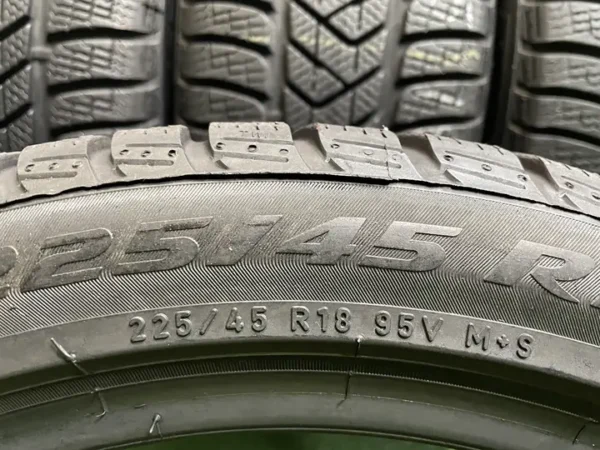Anvelopa iarna 225/45 R18 Pirelli Sottozero 3 - imagine 4