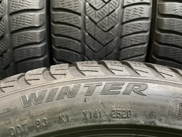Anvelopa iarna 225/45 R18 Pirelli Sottozero 3 RSC