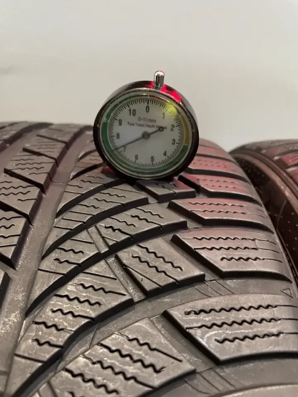 Anvelopa iarna 235/35 R19 Kumho Winter Craft WP 72 - imagine 2