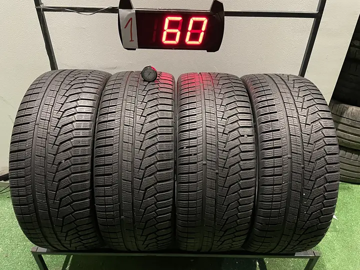 Anvelopa iarna 245/45 R19 Hankook Winter I Cept EVO 2