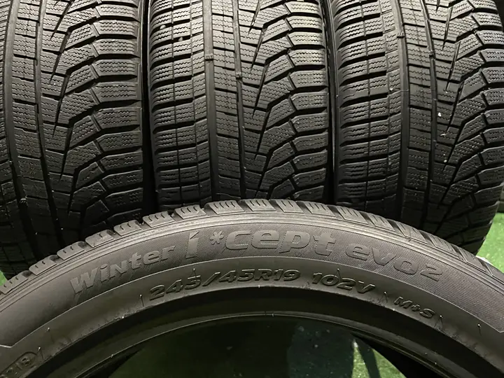 Anvelopa iarna 245/45 R19 Hankook Winter I Cept EVO 2 ( 2 BUC ) - imagine 5