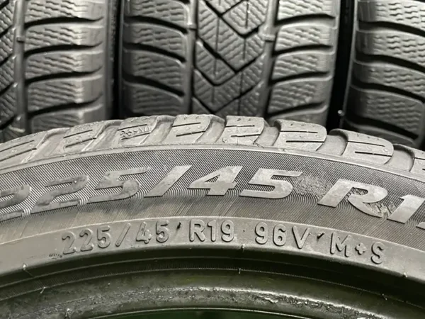 Anvelopa iarna 225/45 R19 Pirelli Sottozero 3 - imagine 4