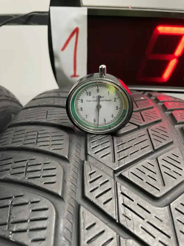 Anvelopa iarna 255/55 R20 Pirelli Scorpion Winter - imagine 2