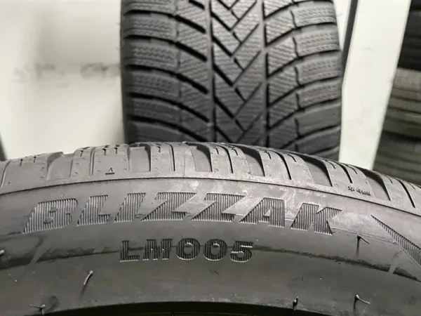 Anvelopa iarna 285/40 R21 Bridgestone Blizzak LM005 - imagine 5