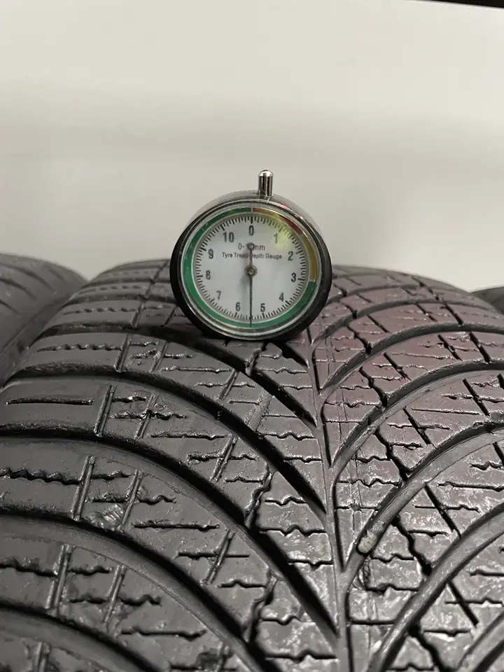 Anvelopa All Season 225/45 R17 Goodyear Vector 4Seasons - imagine 2